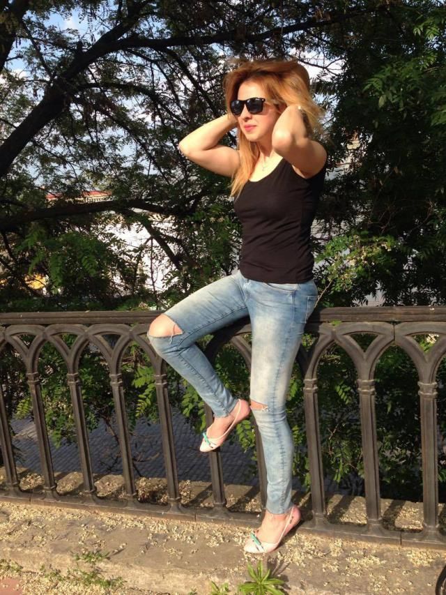 is loren beech dating flamingeos